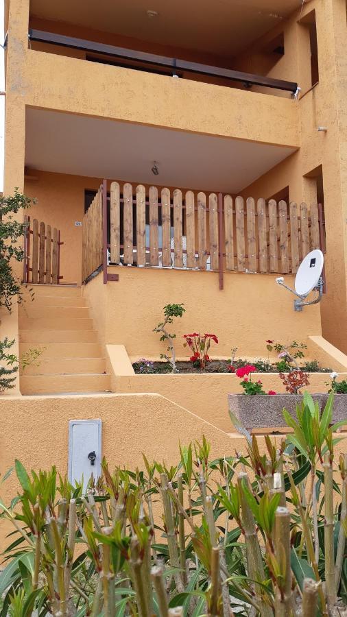 Vistamare Villa วิลลาปุตซู ภายนอก รูปภาพ